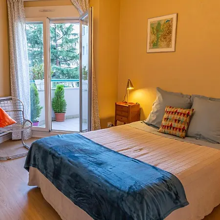 Appartement Parc Blandan - T2 Calme Lumineux Et Bien Situé. *